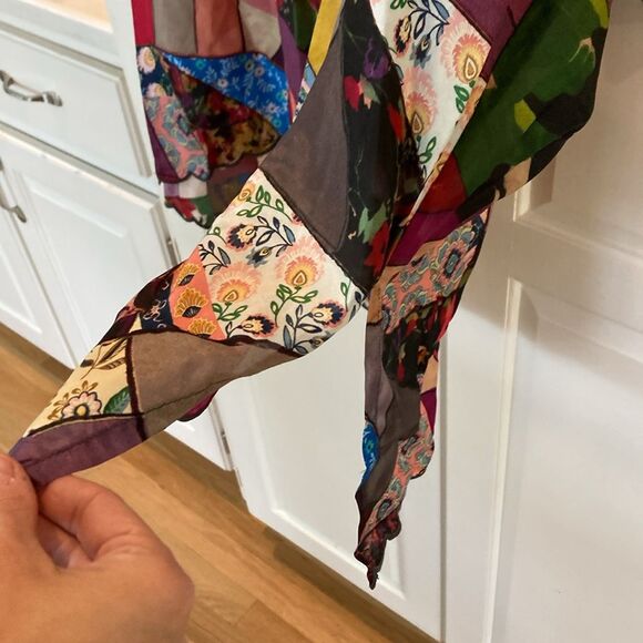 Johnny Was Eloise Scalloped Patchwork Print 100% silk boxy oversized Top large - Picture 5 of 9